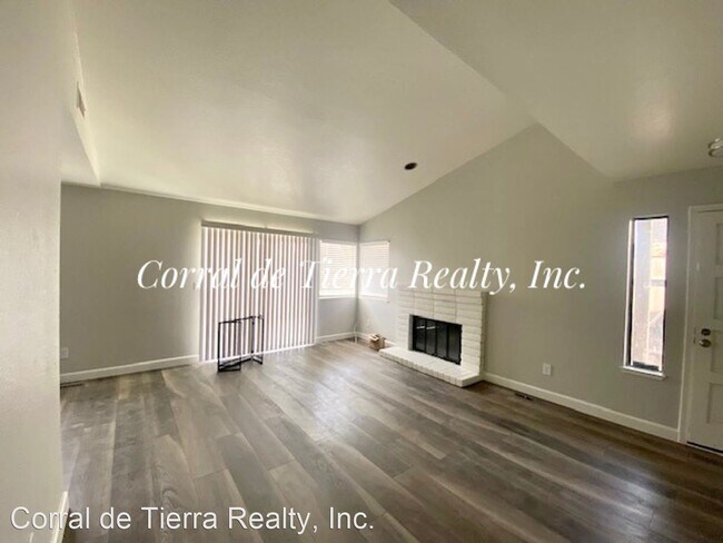 Foto del edificio - 2 br, 2 bath House - 47 Julia Avenue