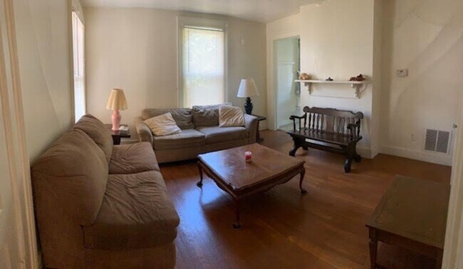 Foto del edificio - 7 University Pl