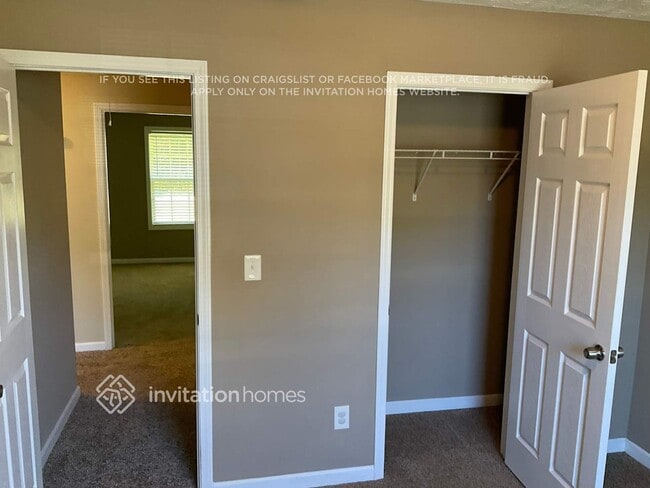 Building Photo - 408 Shenandoah Ct