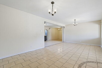 Foto del edificio - Corner 3 bed with Refrigerated AC