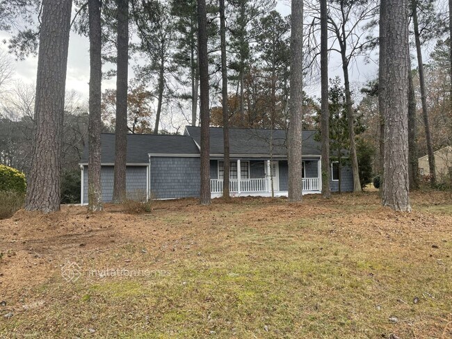 Foto del edificio - 2828 Gracewood Dr