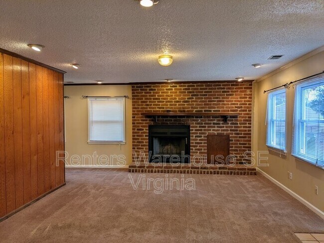 Building Photo - 116 Osage St