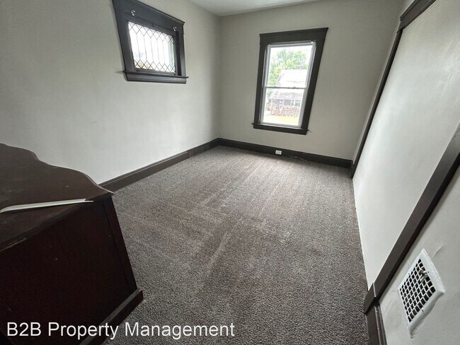 Foto del edificio - 5 br, 2 bath House - 13405 Svec Ave.