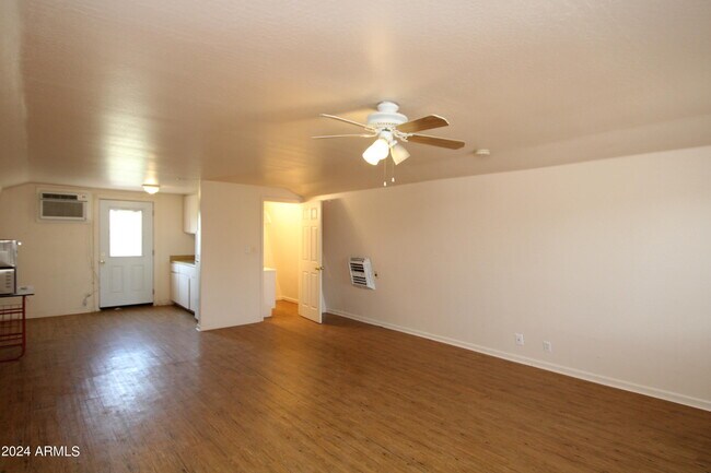 Foto del edificio - 510 E Williams Field Rd