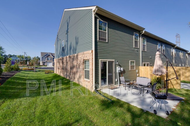 Building Photo - 3501 Middlewich Way