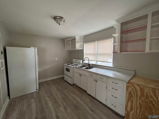 Building Photo - 2506 Kildare St NW