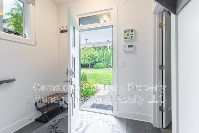 Photo - 815 Melpark Ct Townhome