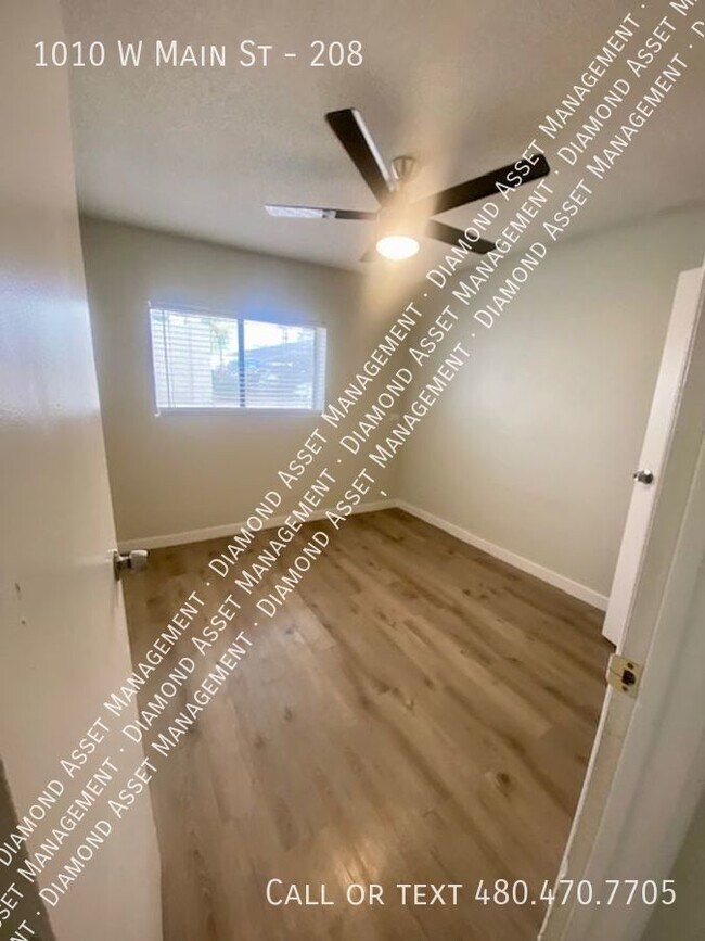 Building Photo - Looking for a great move in special? Well ...
