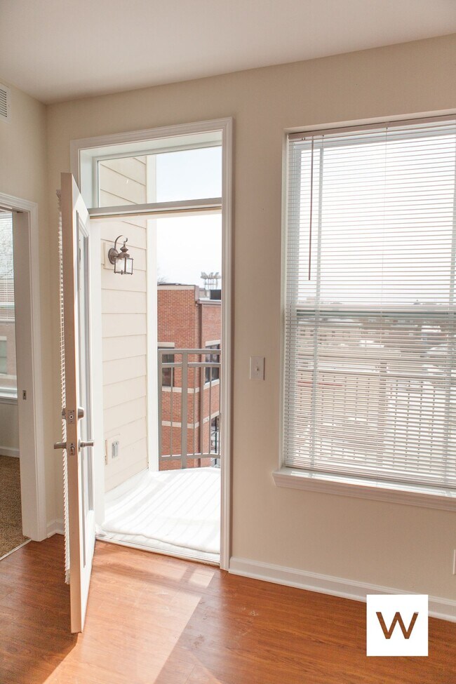 Foto del edificio - 601 N. Walnut St.