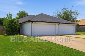 Building Photo - 6340 Mark Ct