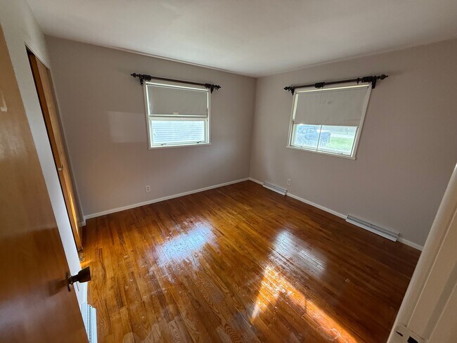 Foto del edificio - 4315 Hopkins Rd