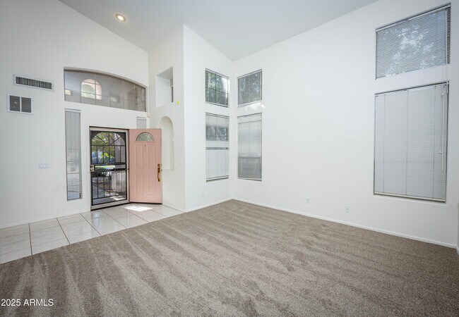 Foto del edificio - 3844 E Kings Ave