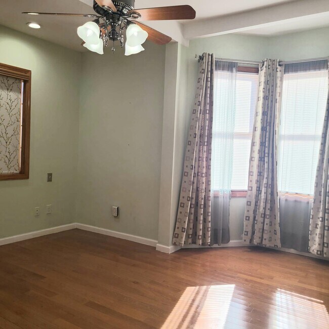 Foto del edificio - 561 AVENUE E