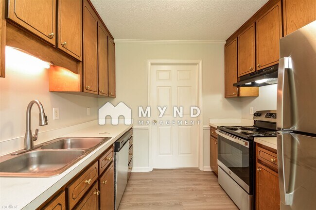 Building Photo - 3 br, 2 bath House - 133 Lansing Dr