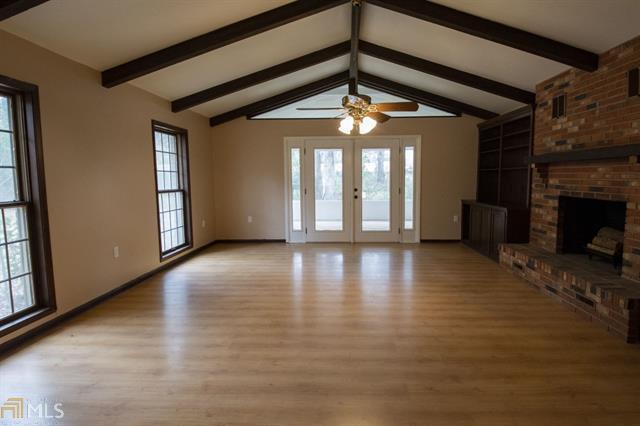 Building Photo - 831 Devon Dr