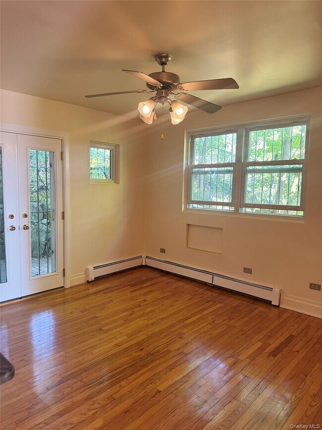 Foto del edificio - 5629 Sylvan Ave
