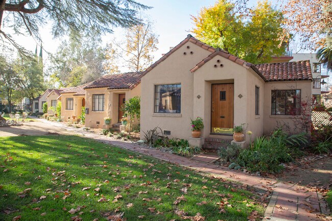 12 Individual Cottages - 3400 H St