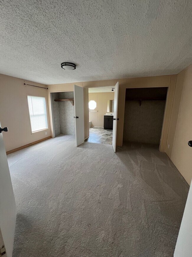 Foto del edificio - Mobile Home for lease in Sulphur