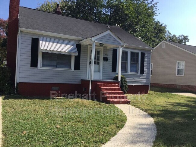 Building Photo - 870 Bradley Street