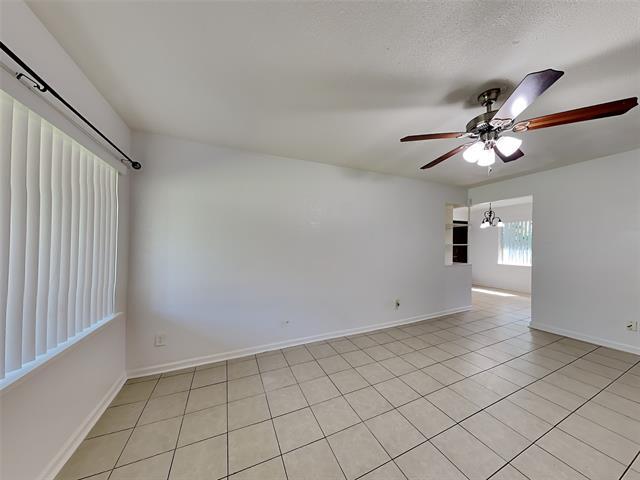 Foto del edificio - 7114 Wilcox Dr