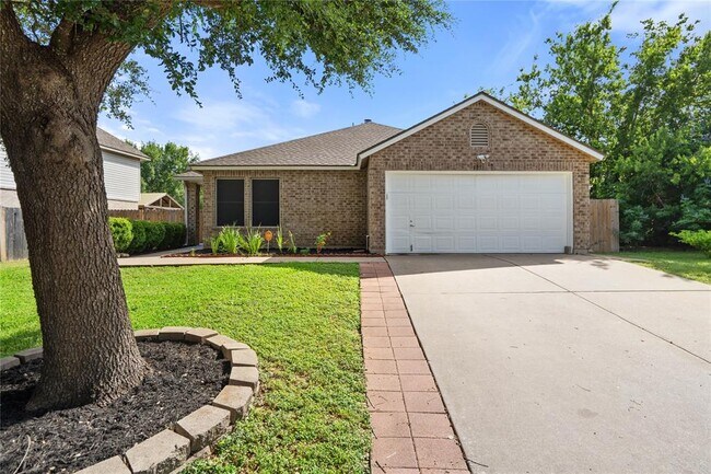 Building Photo - 809 Betterman Dr
