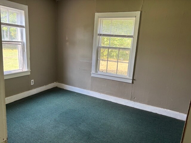 Building Photo - 77 Idlewild St