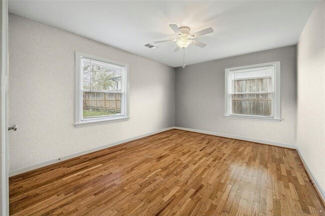 Building Photo - 6530 Sivley St