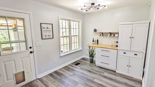 Building Photo - 1109 Thelonious Dr