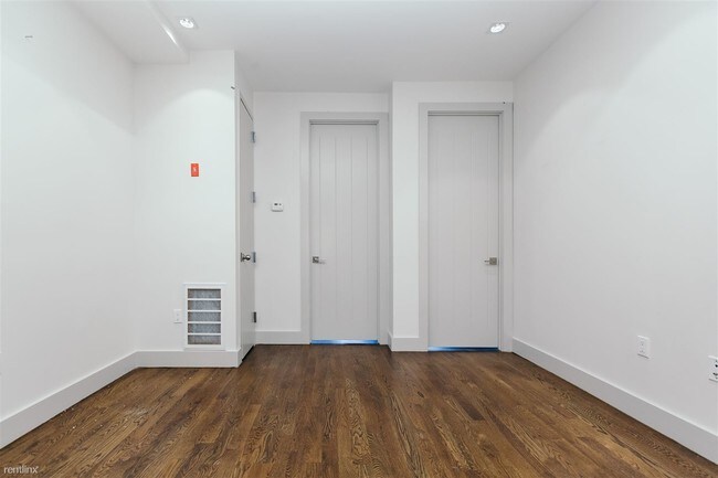 Foto del edificio - 3 br, 1 bath Apartment - 177 Wyckoff Ave