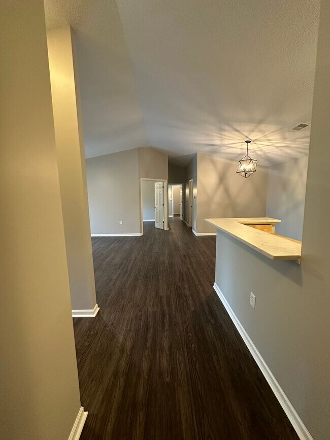 Foto del edificio - Worthington Glen Condo For Rent - 2BR/2BA with Garage and Bonus Room!
