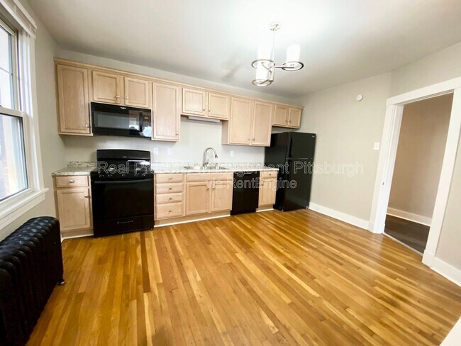 Photo - 5735 Phillips Ave Apartment