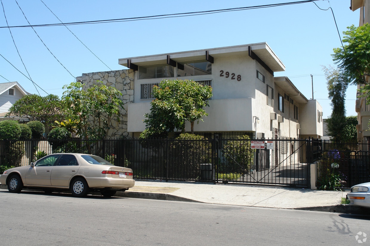 119 Apartments for Rent in Koreatown, CA Westside Rentals