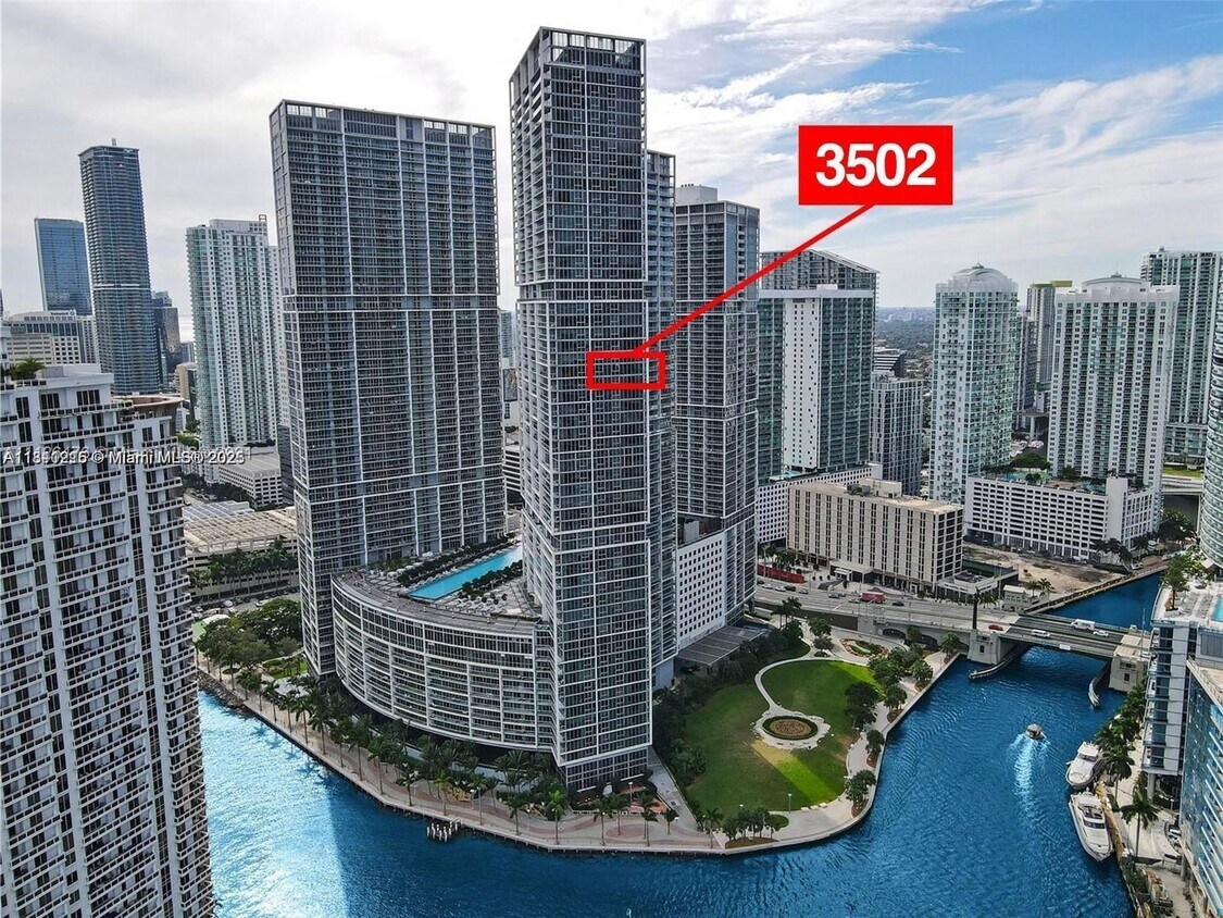 Primary Photo - 475 Brickell Ave