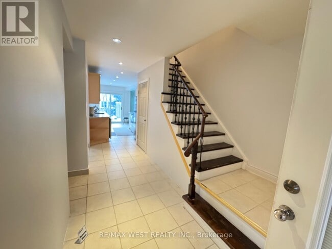 Building Photo - 51 Michael Dr