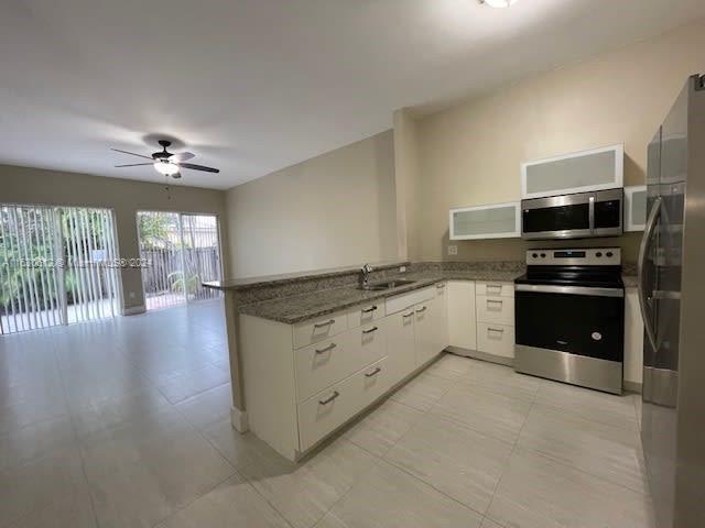 Building Photo - 8137 SW 163rd Ave