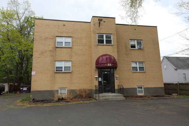 Building Photo - 33 Burnside Ave