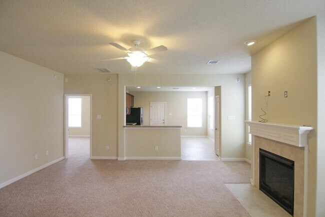 Foto del edificio - 7455 Tonsley Springs Dr