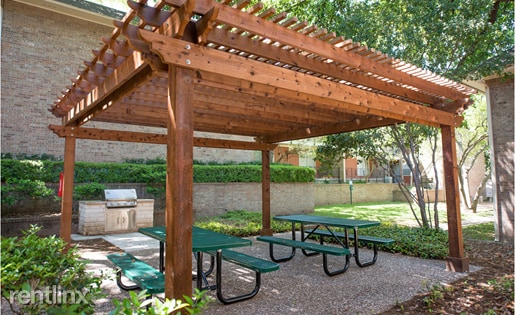 Building Photo - 2 br, 1 bath Apartment - 2004 Taxco Rd # 1 1
