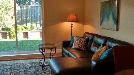 Comfortable leather sofa with a garden view. - 2852 Betsy Way
