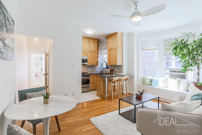 Building Photo - 242 West 104th Street #6WRR