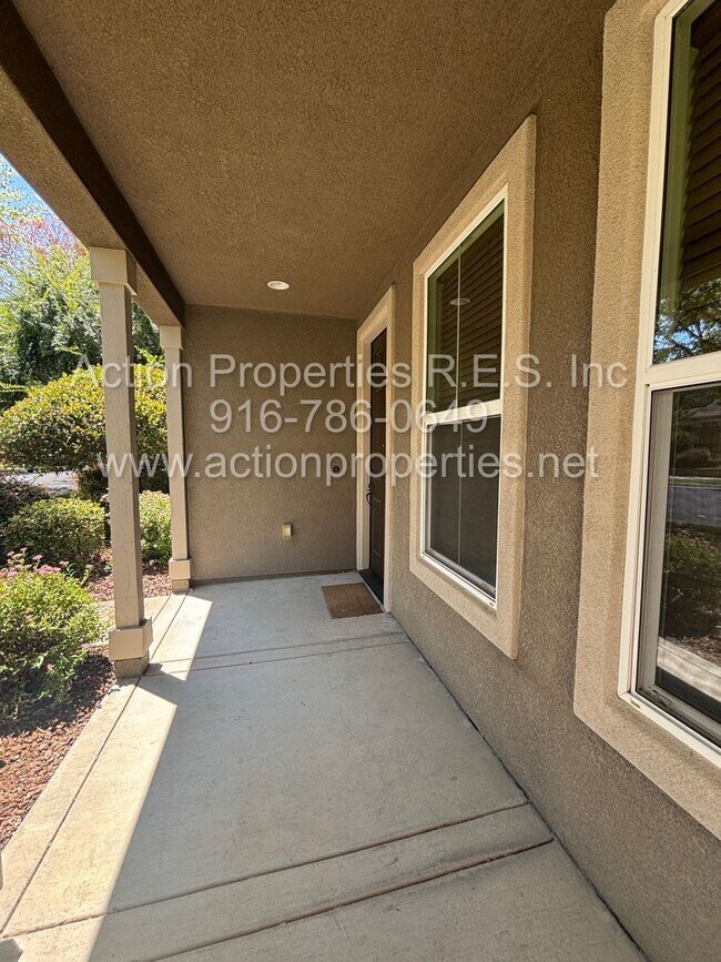 Foto del edificio - West Roseville Solar! 3 Bedroom, Plus den/...