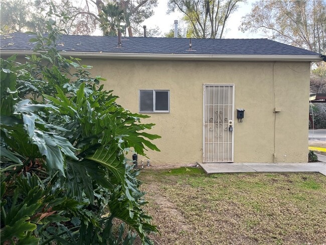 Building Photo - 11414 Loma Vista Dr