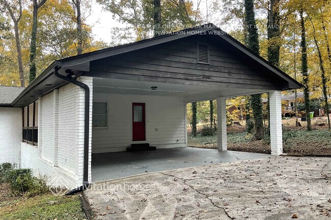 Building Photo - 1748 Pamela Cir SW