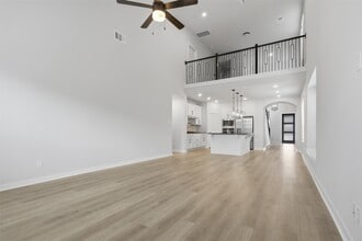 Building Photo - 5011 Bowen Pr Dr