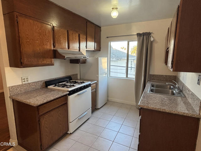 Foto del edificio - 124 S Olive Ave