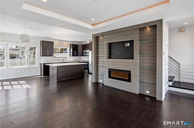 Building Photo - 24 Avery St