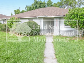 Building Photo - 3112 Julia Ct