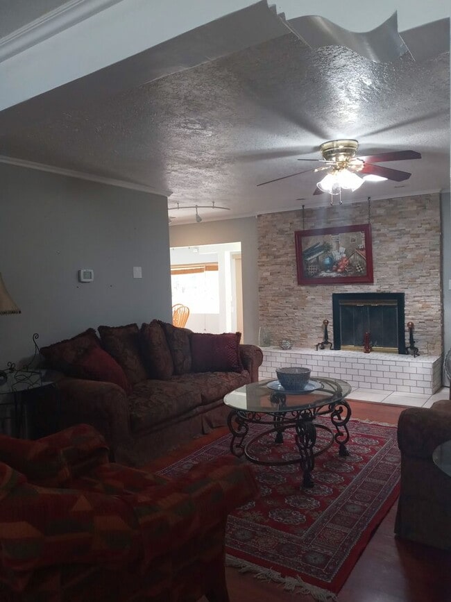 Foto del edificio - RIO RANCHO-FOUR BEDROOM HOUSE-Furnished