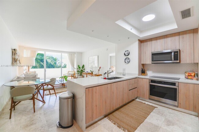 Foto del edificio - 3400 SW 27th Ave