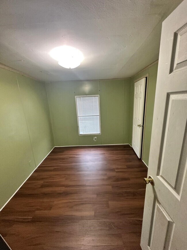 Foto del edificio - 8623 Bloombury Ln